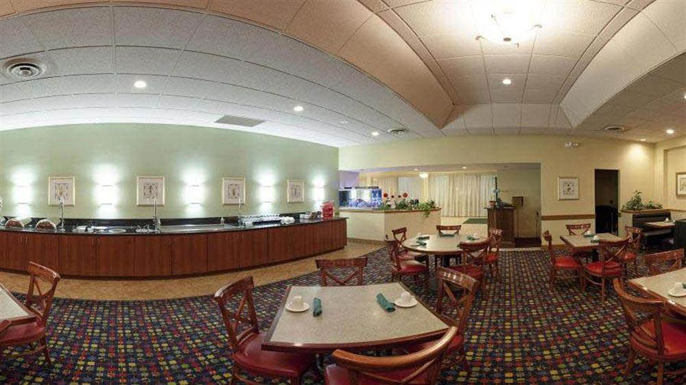 לובוק Hotel Ava מראה חיצוני תמונה